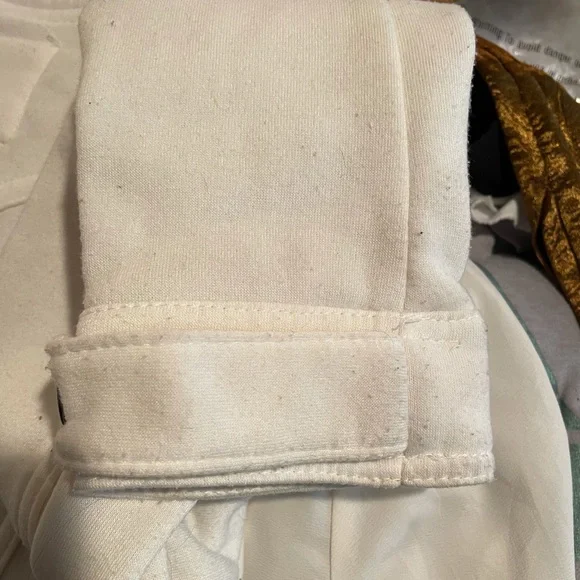 • white moto jacket • - Picture 5 of 6